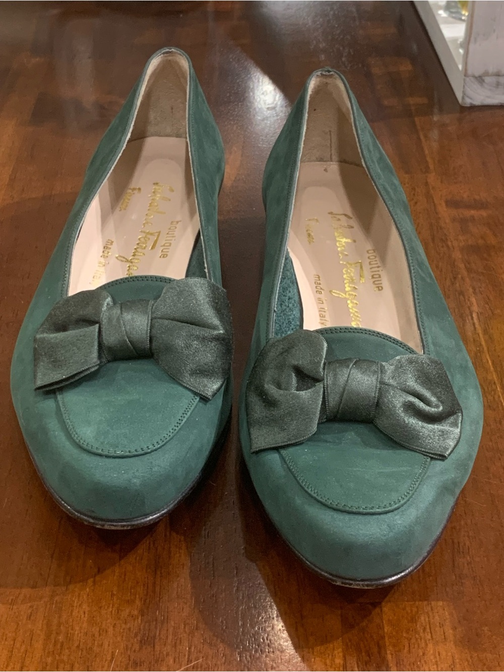 Salvatore Ferragamo Women’s Size 7 B Suede Flat .5” Heel Deep Green Satin Bow - Picture 4 of 15
